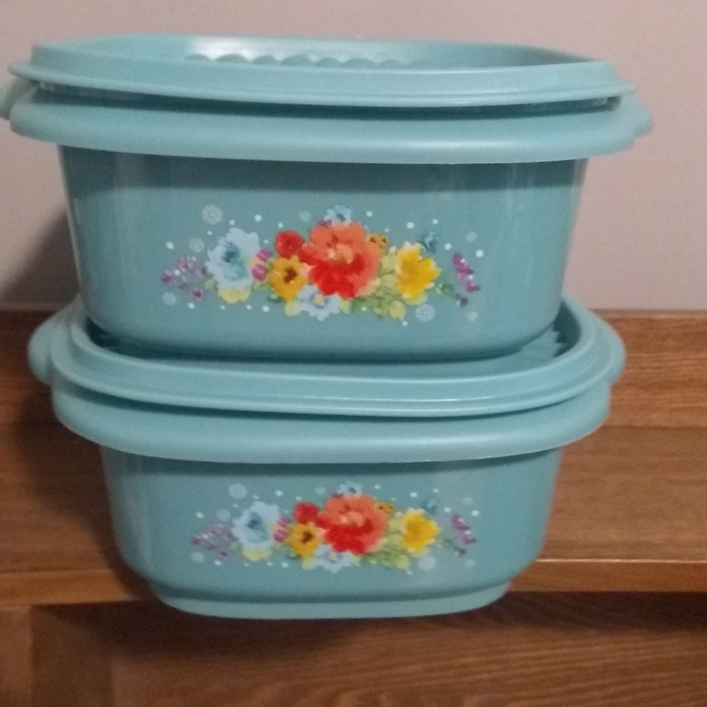 🌺 New Pioneer Woman Breezy Blossom (4) Plastic Storage Contaniers with Lids/Tops - Picture 4 of 6
